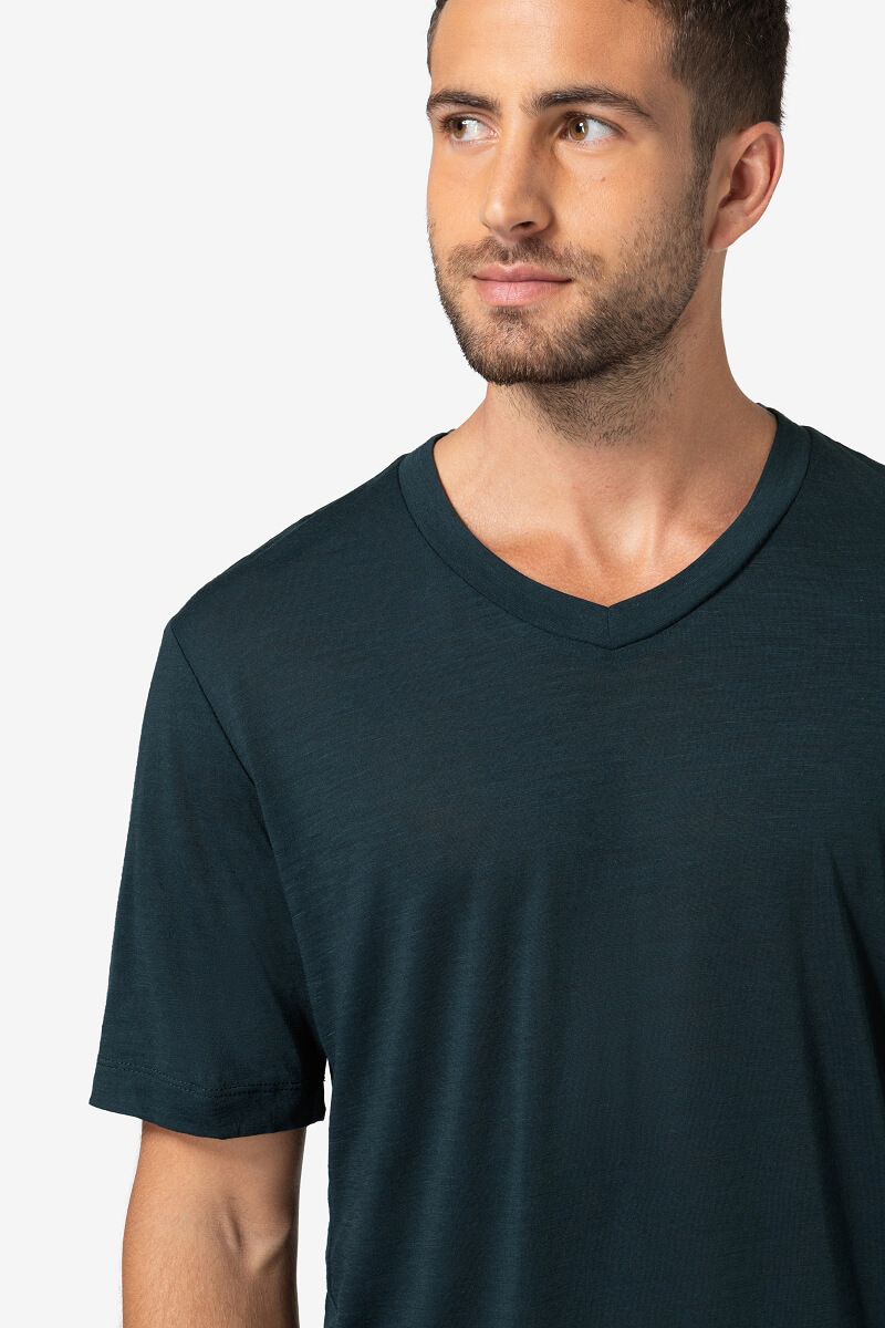 Men's Sierra 140 V Neck