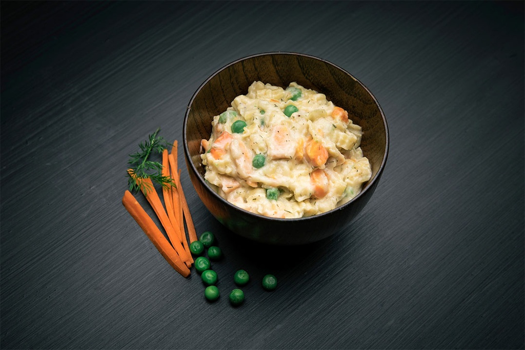 Creamy Salmon with Pasta - Full Meal 600 kcal
