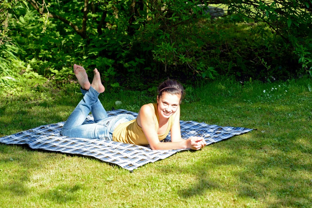 Ultra Light Picnic Blanket