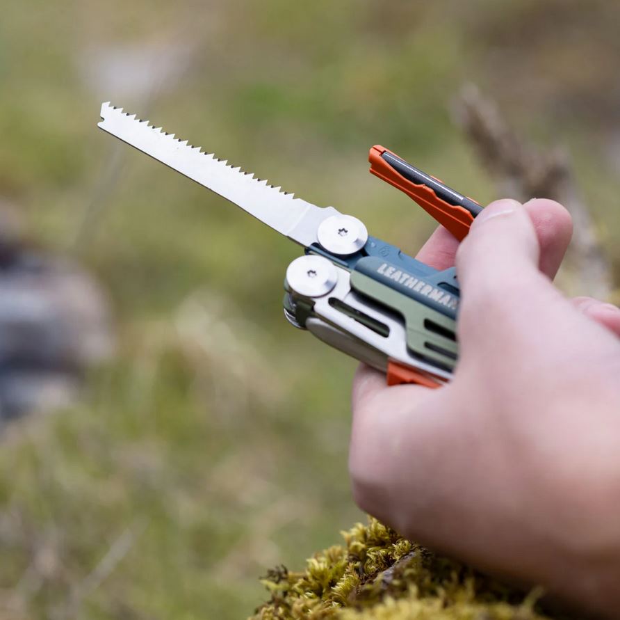 833319-Signal-Tundrascape-Tundra-leatherman-multitool.jpg
