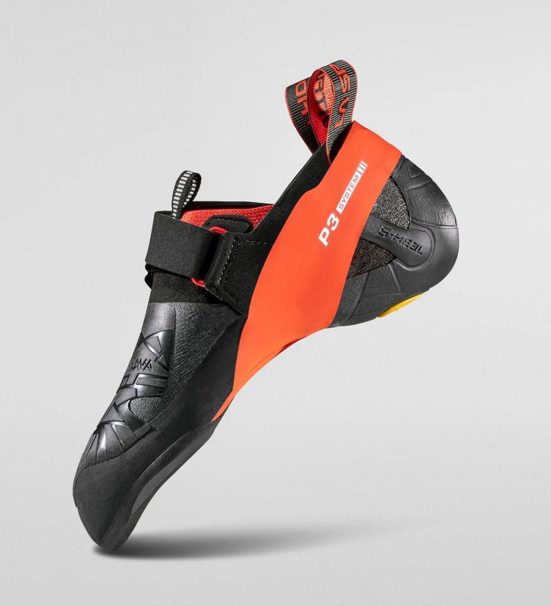 ZFCS005K00R11-Skwama-Black-Poppy-klimschoenen.jpg
