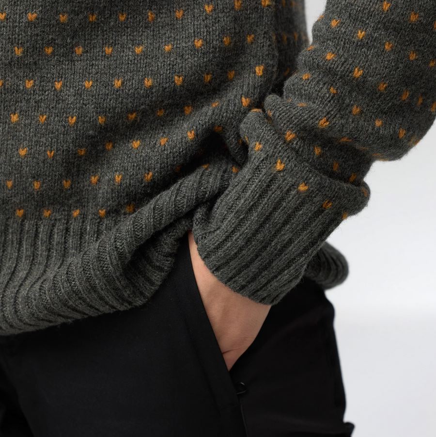 F89941-232-113-W's-Övik-Knit-Sweater-Buckwheat-Brown-Chalk-White-trui.jpg