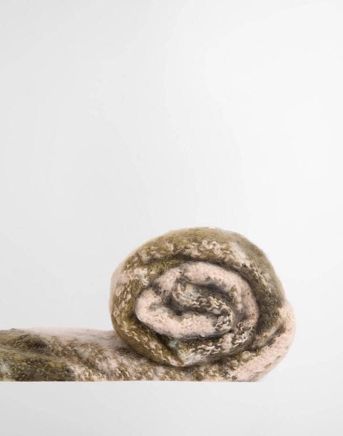 Saltburn Beanie And Tartan Scarf Gift Set 