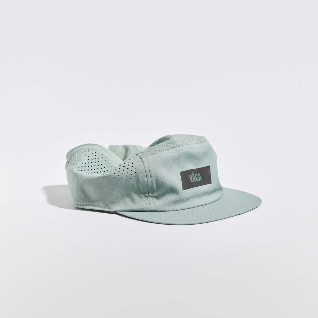 Feather Racing Cap 2