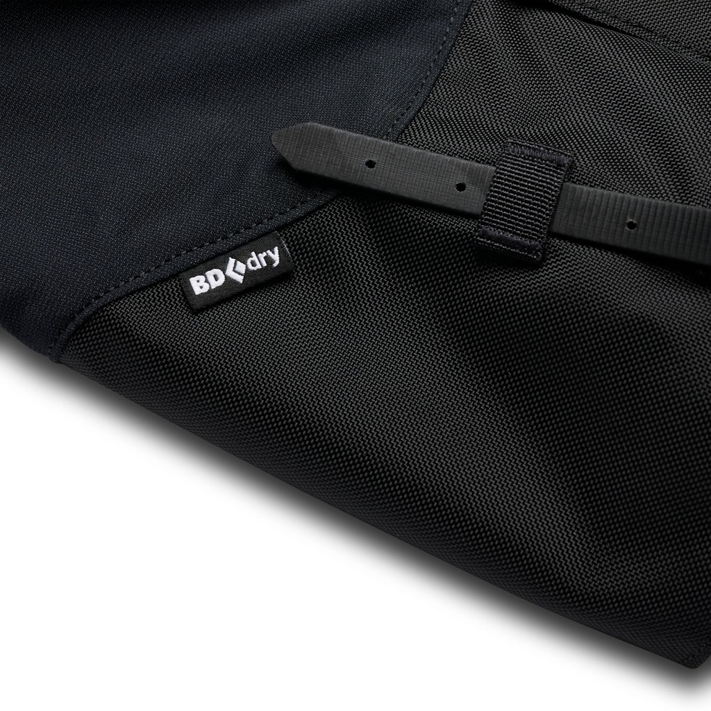 Frontpoint Gaiters 4