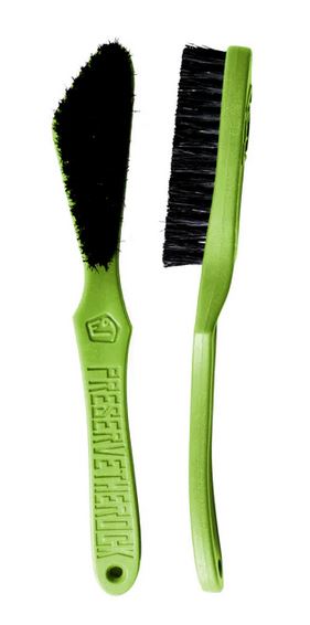 E9 Brush