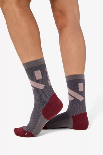 Race Sock Medium Cut Burgundy